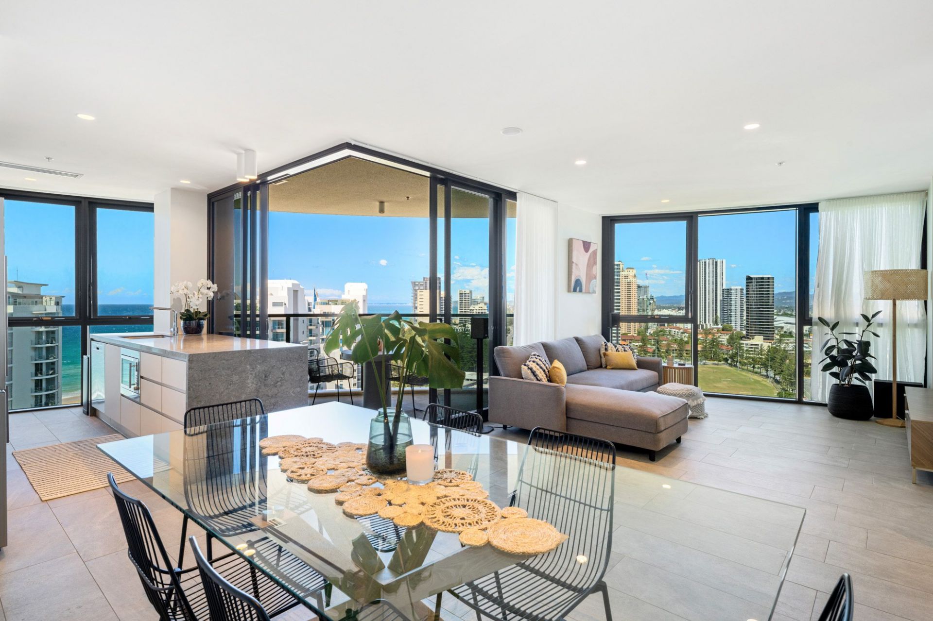 1603/10-12 First Avenue, Broadbeach - Thumbnail 5