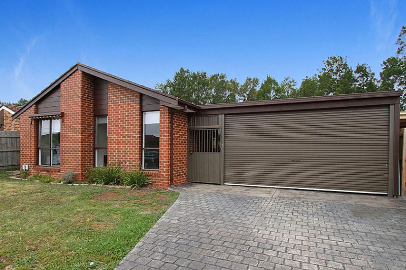 21 Grevillia Drive, Mill Park