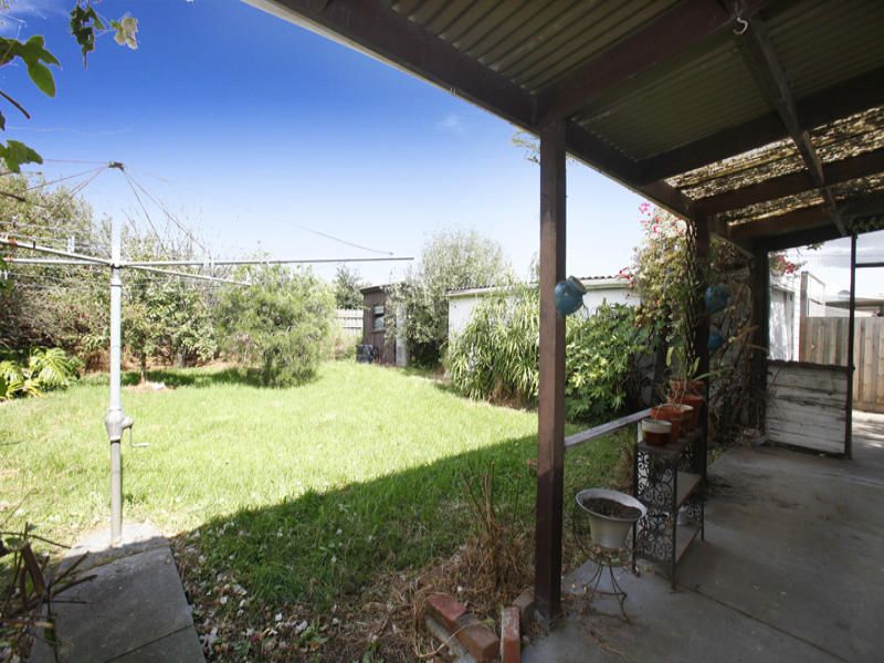 7 McIntosh Road, Altona North - Thumbnail 7