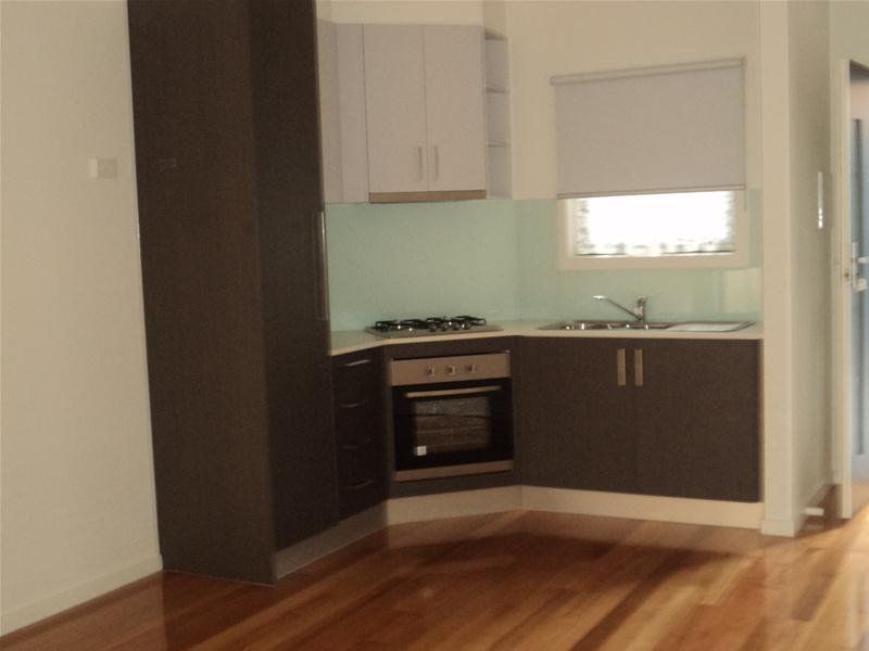 Near New 2 Bedroom Delight!