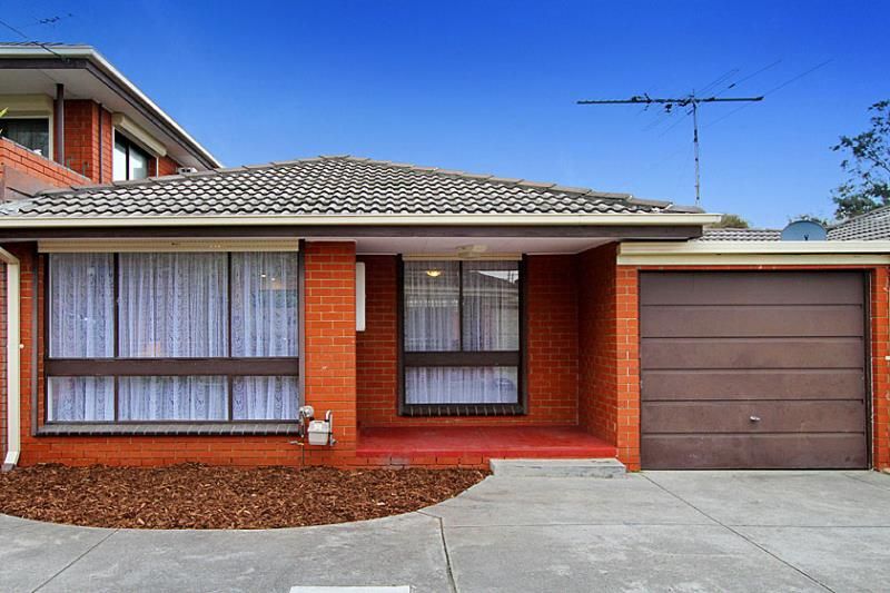 Beautifully Renovated with a Courtyard