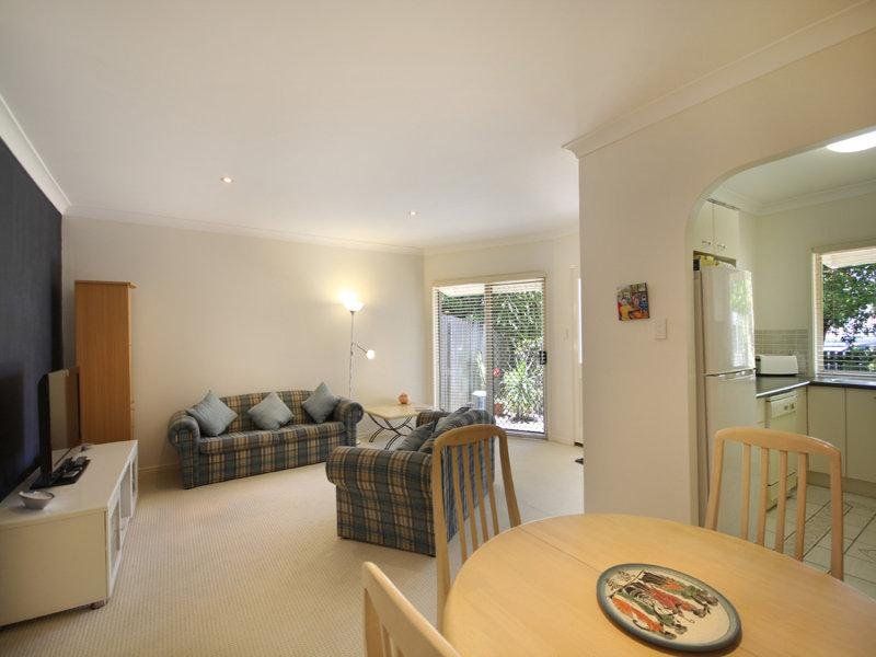 2/20 Baden Powell Street Maroochydore QLD, Maroochydore - Thumbnail 3