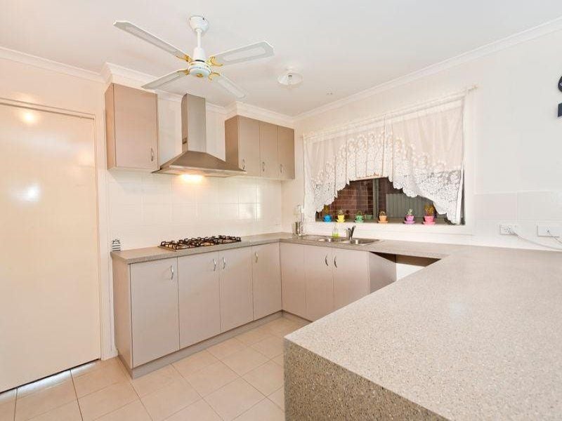 77 Imperial Drive COLAC VIC, Colac - Thumbnail 2