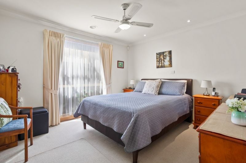 15 Nelson Avenue, Altona Meadows - Thumbnail 8