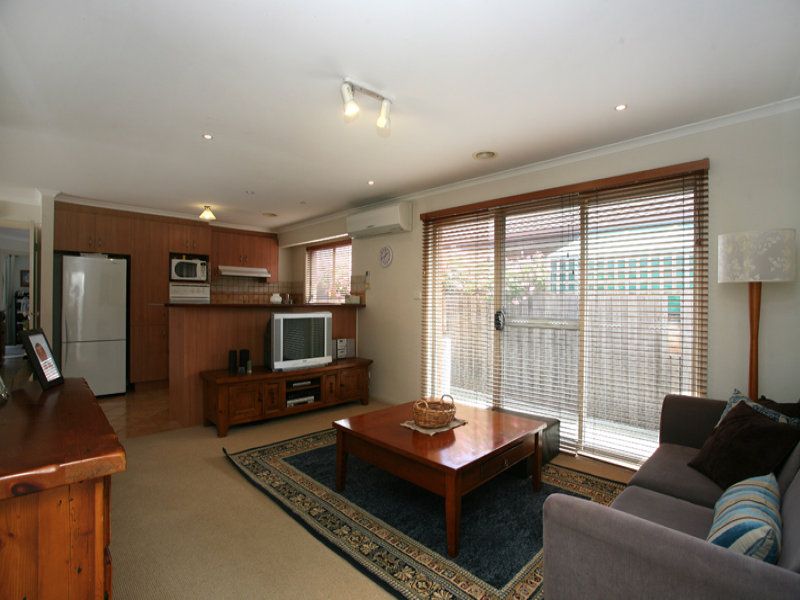 33 South Avenue, Altona Meadows - Thumbnail 2