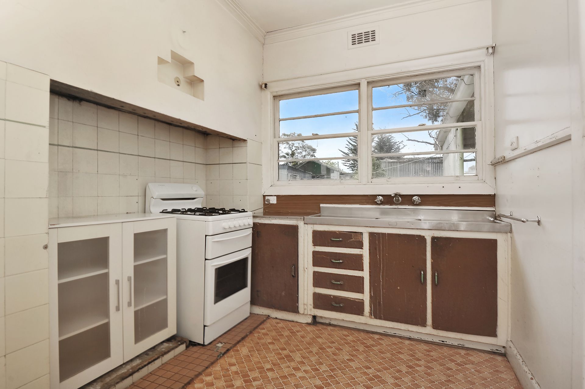 704 Bell Street, Redan, Redan, Redan - Thumbnail 4