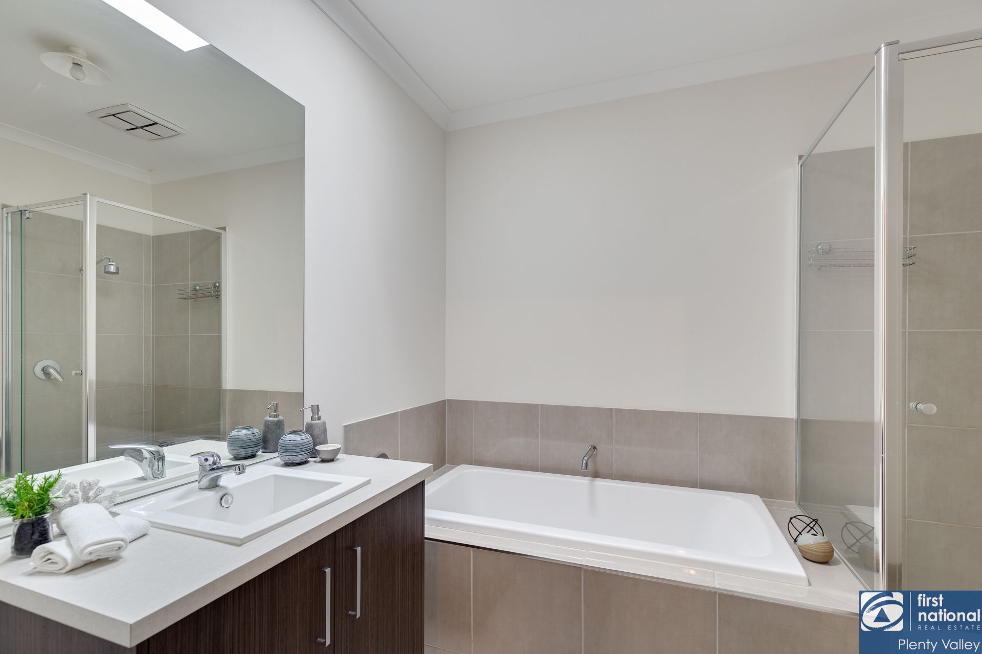 10 Dewpond Crescent Wollert, Wollert - Thumbnail 7