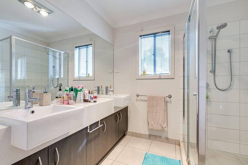 19 Moonglow Crescent, Maddingley - Thumbnail 6