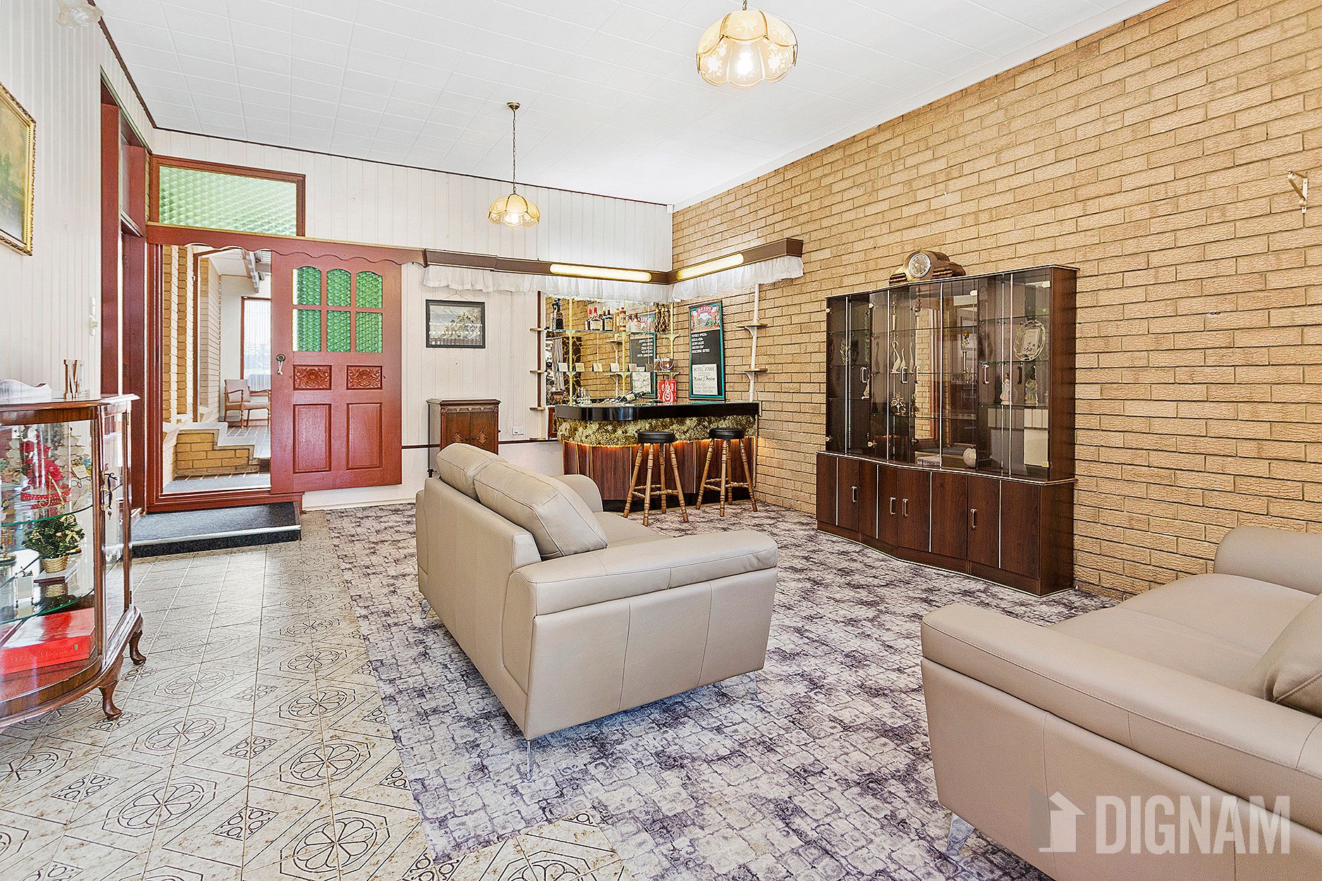 Sold property 680000 for 97 Cabbage Tree Lane Fairy Meadow , NSW 2519