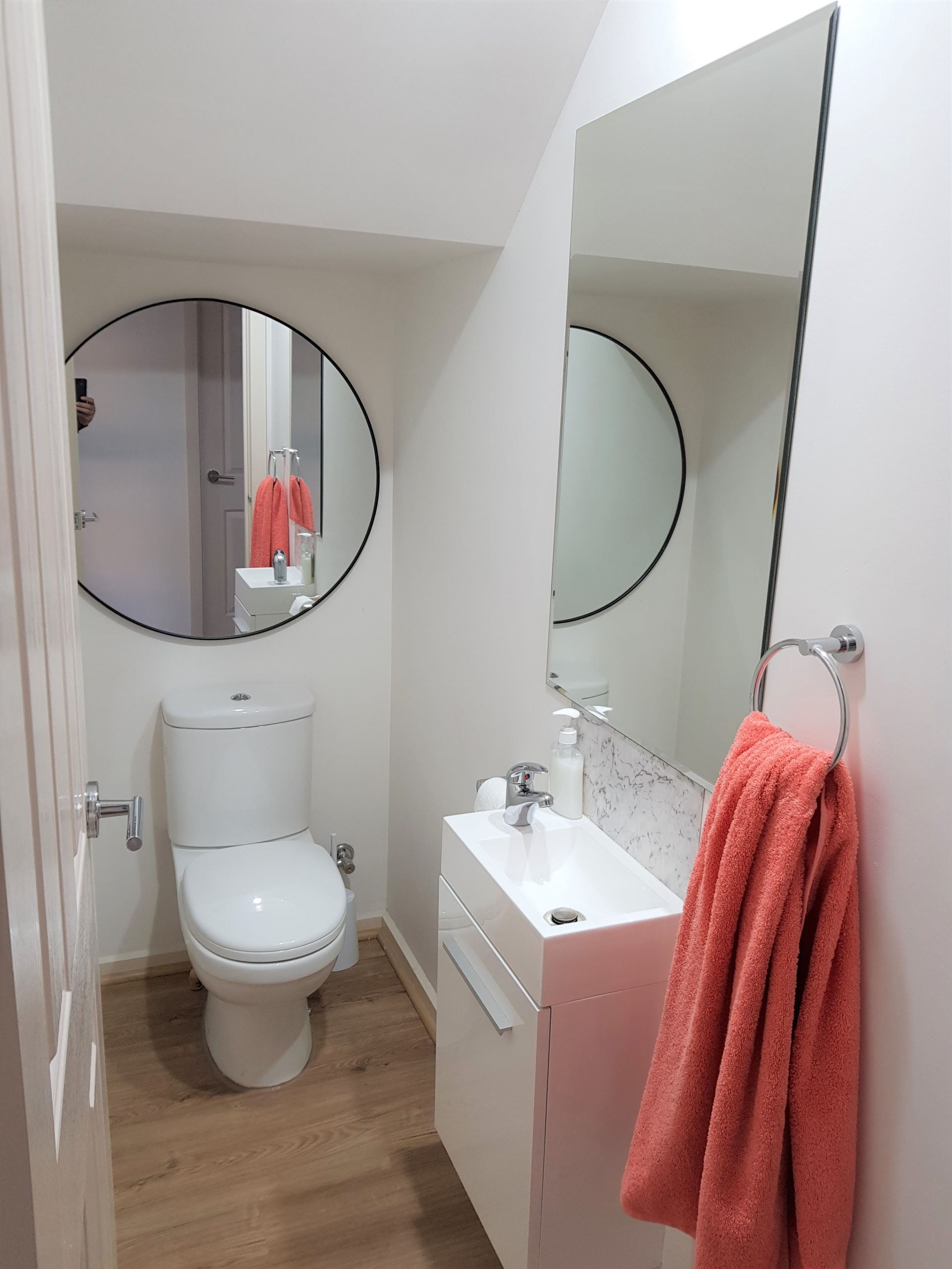 LOOKING FOR A NICE PLACE TO LIVE! This one is worth checking out.