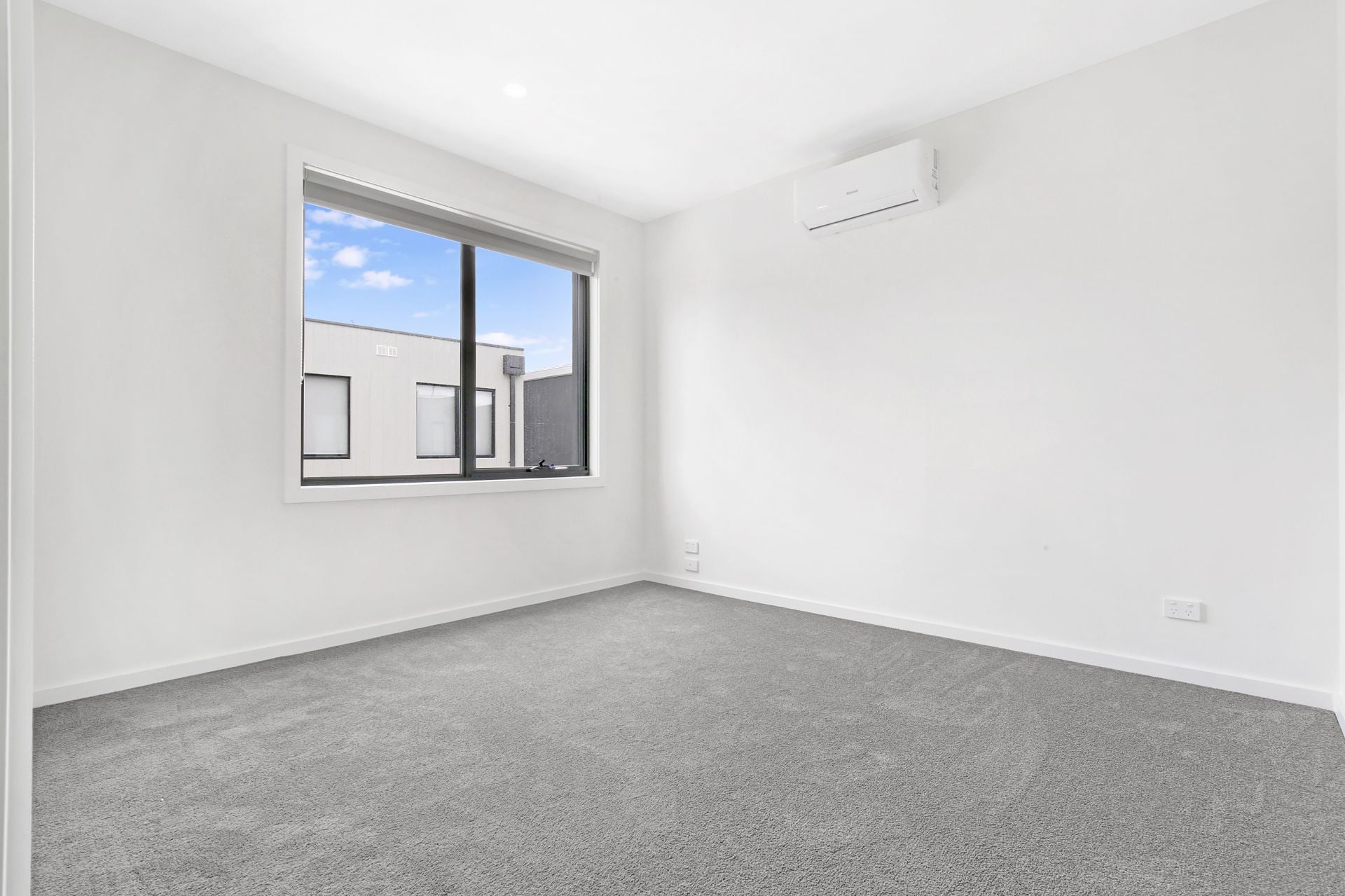BRAND NEW 3 bedroom low maintenance living !