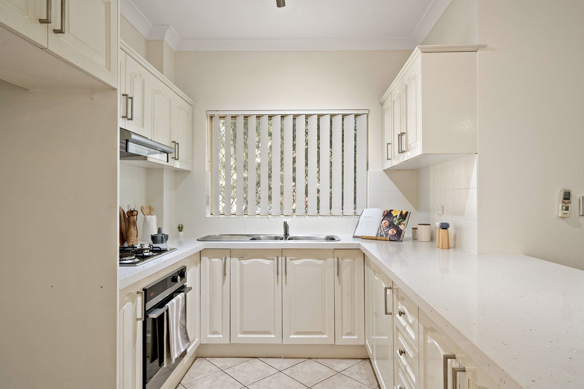 real-estate-for-lease-3-19-21-hayburn-avenue-rockdale-nsw