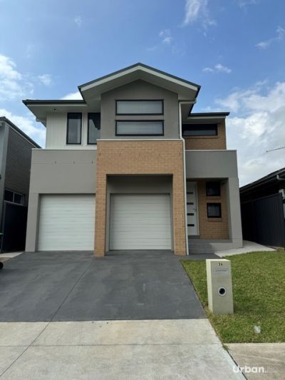 34 Tamarin Rock Avenue