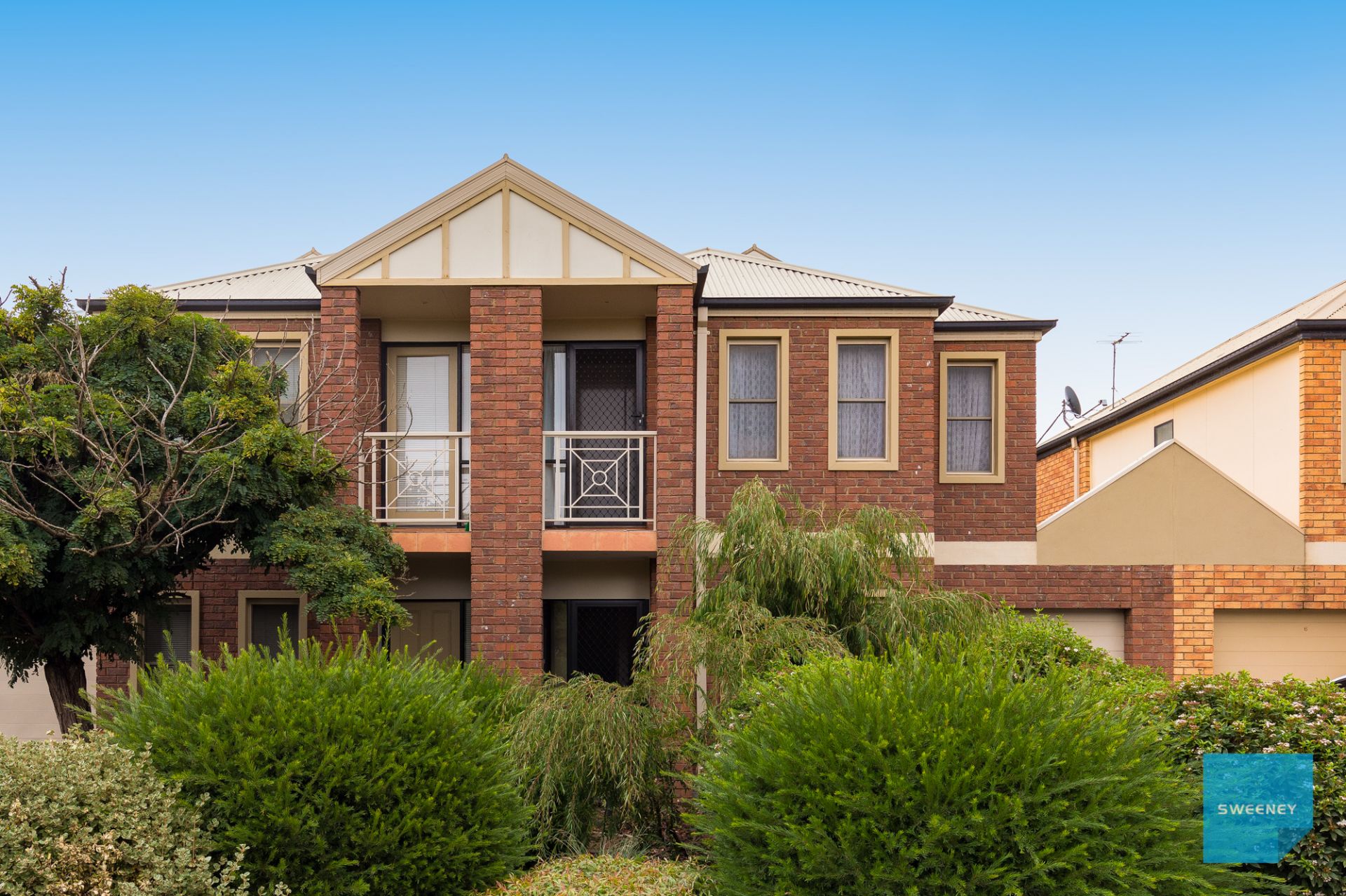 5/8 Lauffre Walk, Caroline Springs - Thumbnail 3
