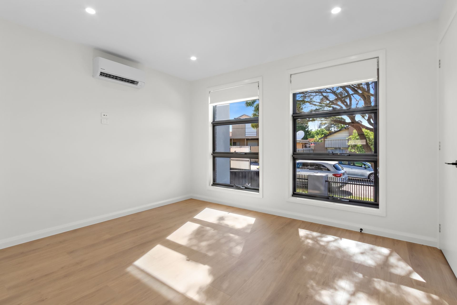 BRAND NEW HOME IN THE HEART OF BUNDOORA