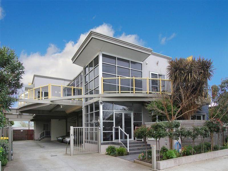 2/258 Gower Street, Preston