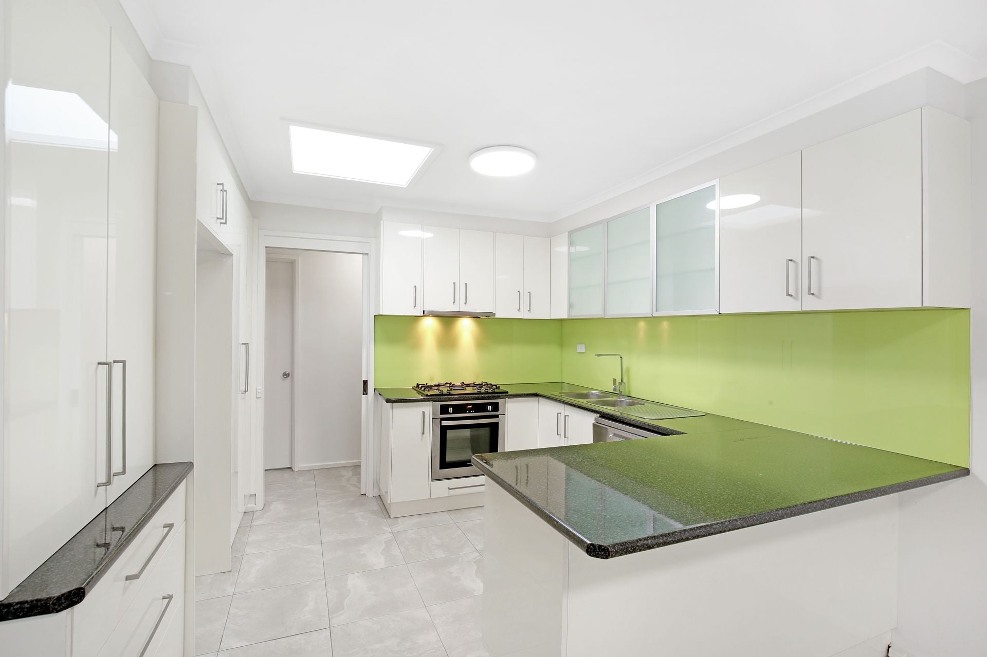 BEAUTIFUL FAMILY HOME IN LALOR