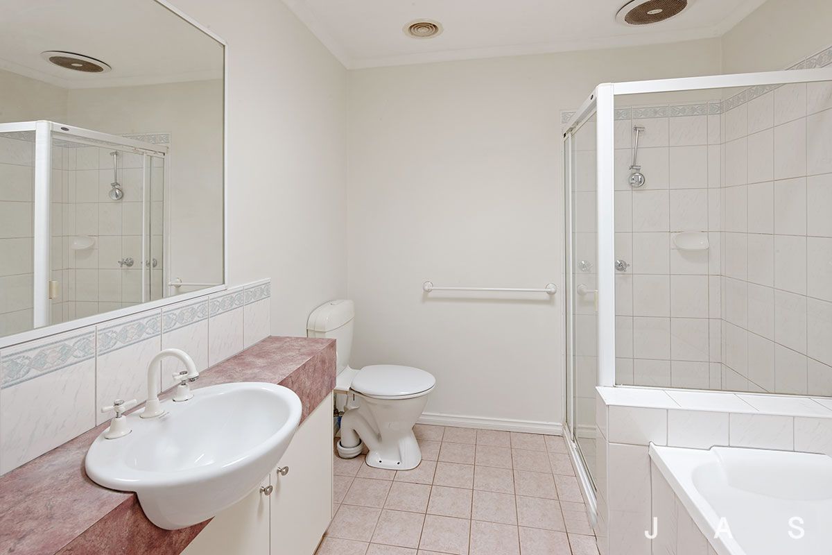 3 Lincoln Mews Kensington VIC, Kensington - Thumbnail 7