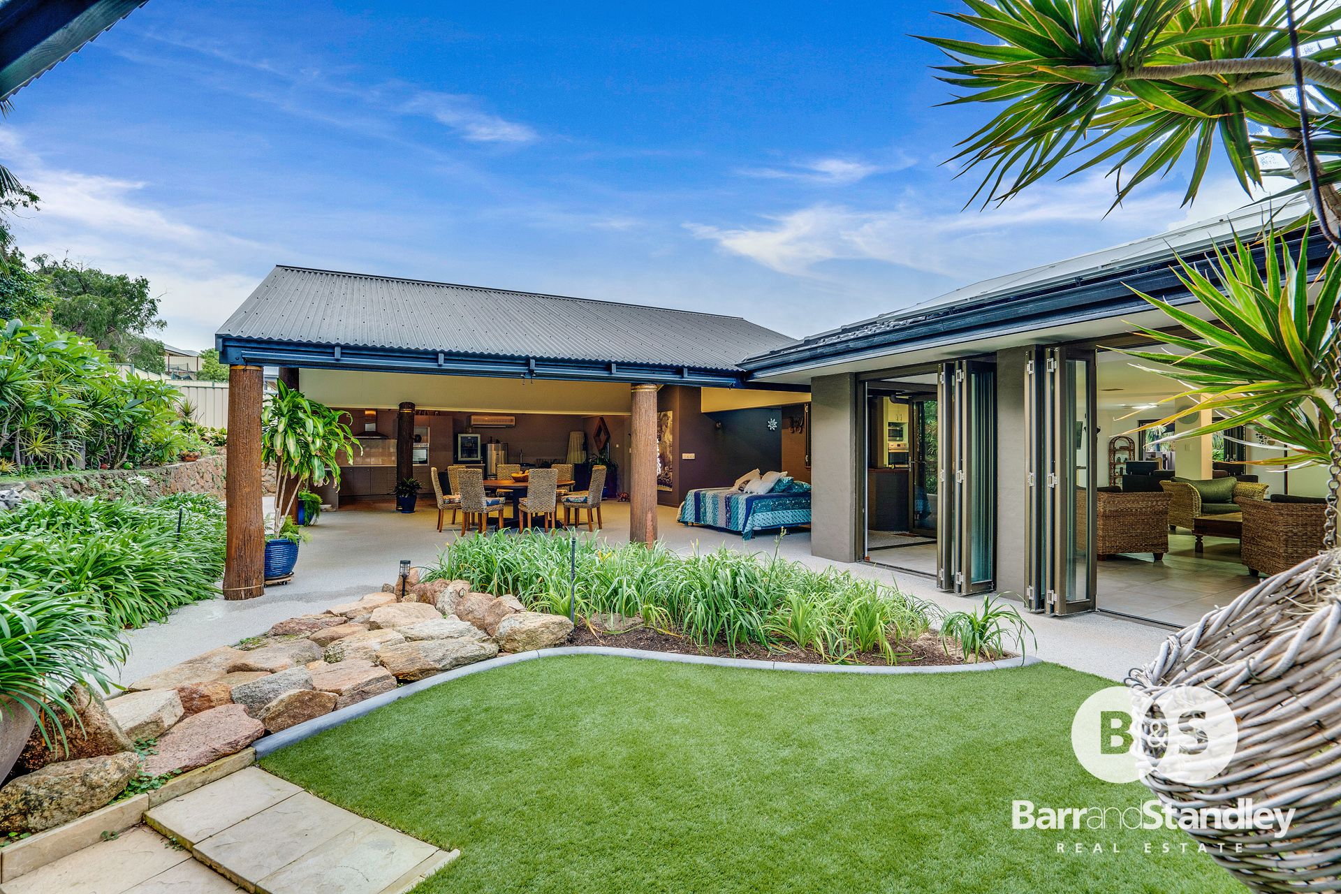 11 Pioneer Street Binningup , WA