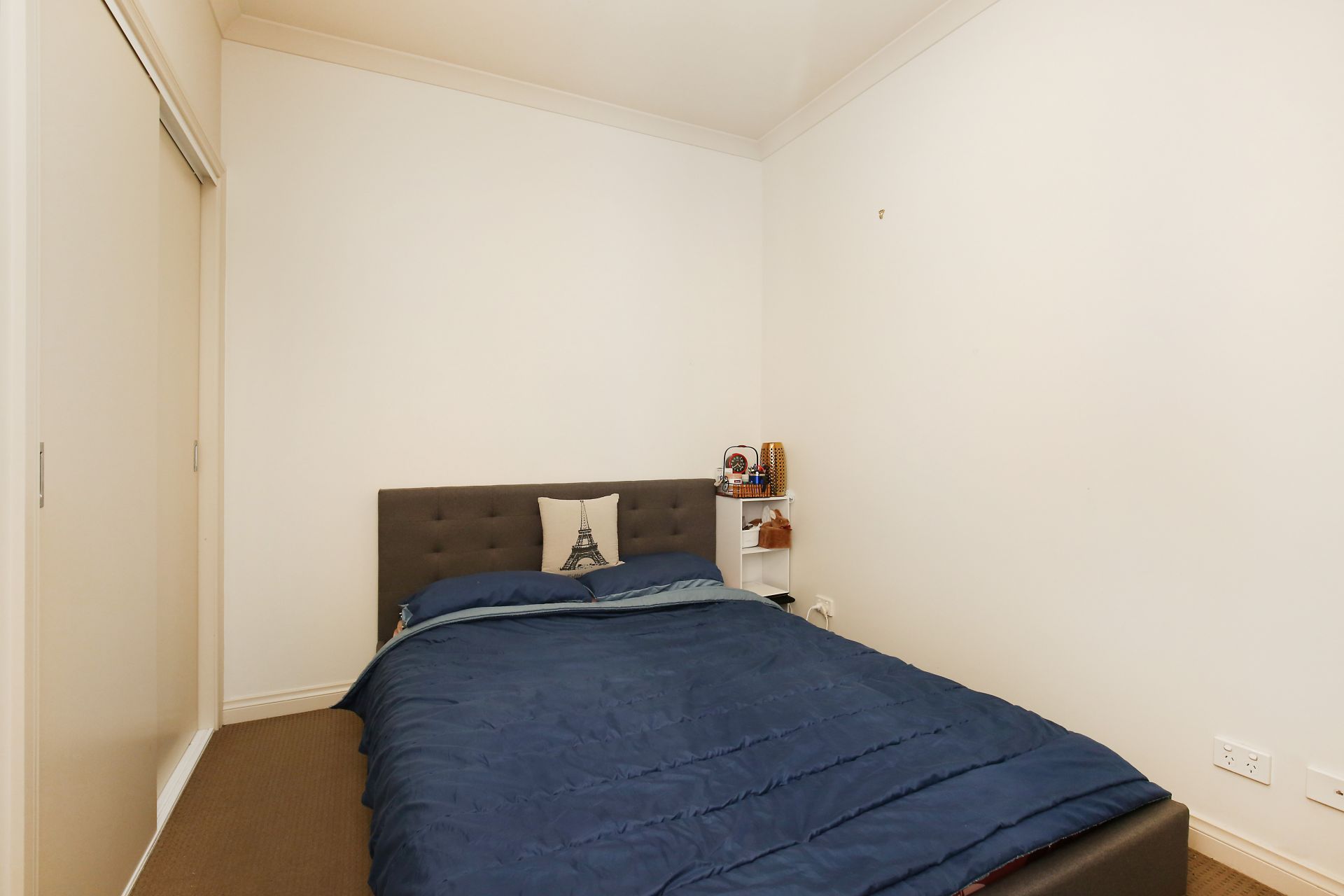 AFFORDABLE MODERN UNIT IN PRIME LOCATION