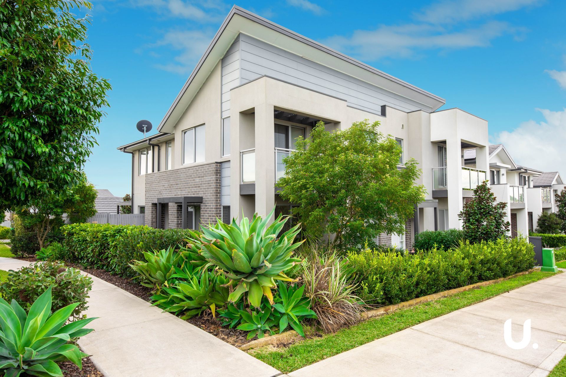Moorebank 13 Mooney Avenue