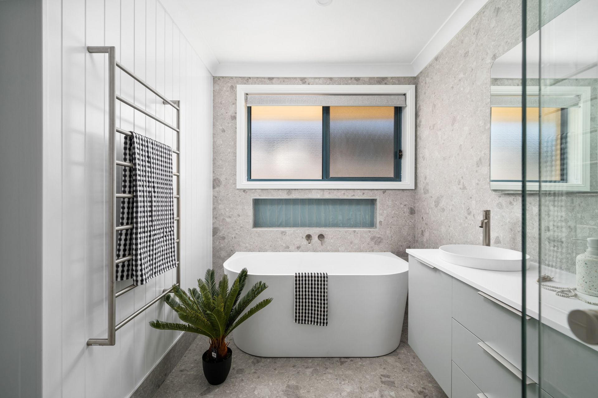 Real Estate For Sale 1/22 Bowden Road Woy Woy , NSW