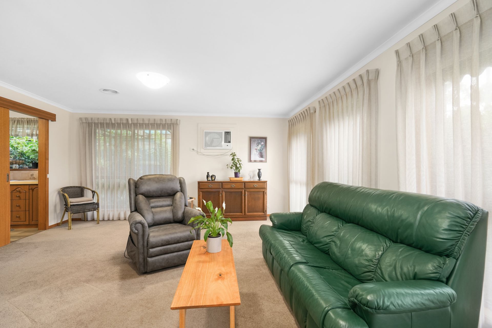 21 Sidbury Avenue, Wendouree, Wendouree - Thumbnail 4