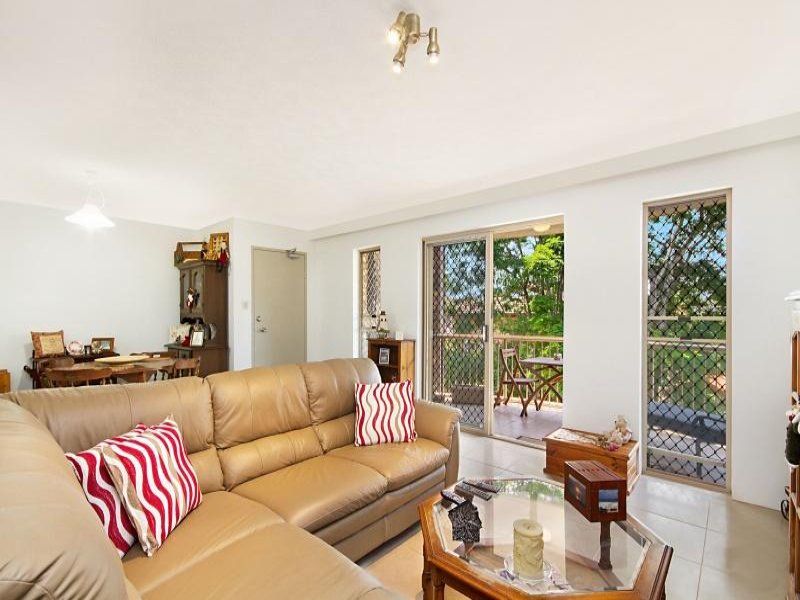 14/9 Ocean Street 'Ocean Cove' KIRRA QLD, ' Kirra - Thumbnail 3