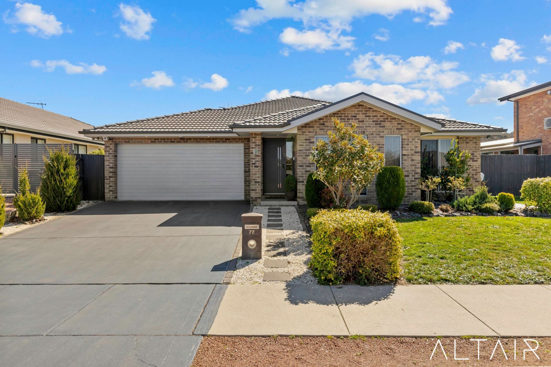 77 Overall Avenue, Casey, ACT, Casey - Thumbnail 2