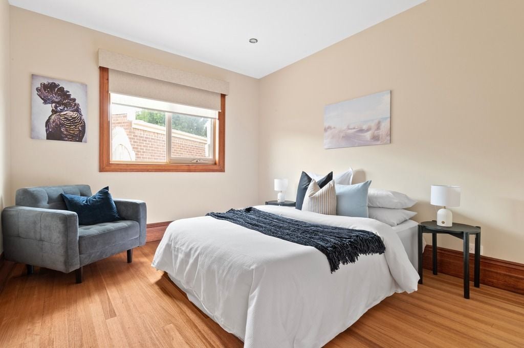 Stunning 3-Bedroom Unit in Vibrant Coburg North