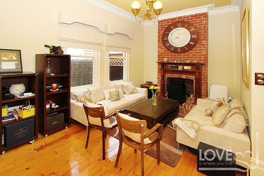 REFINED ELEGANCE AND SOPHISTICATION
