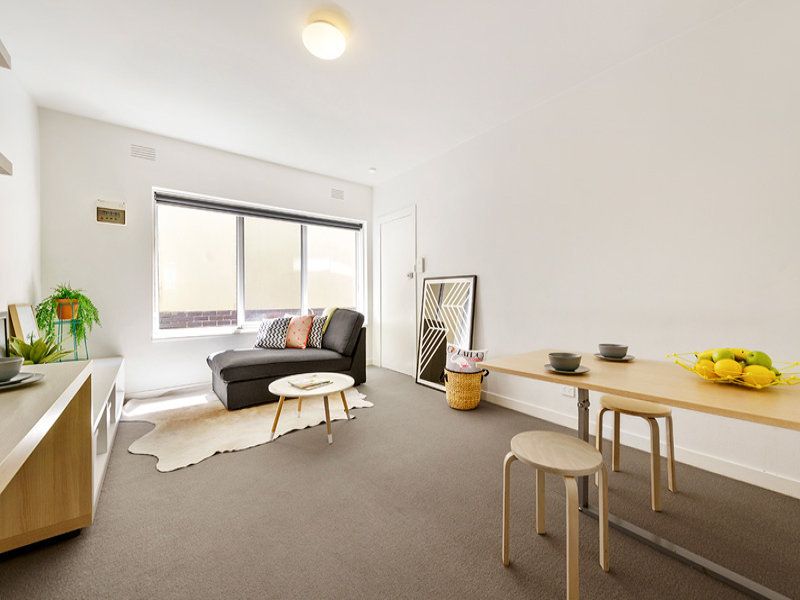 2/47 Spenser Street, St Kilda - Thumbnail 5