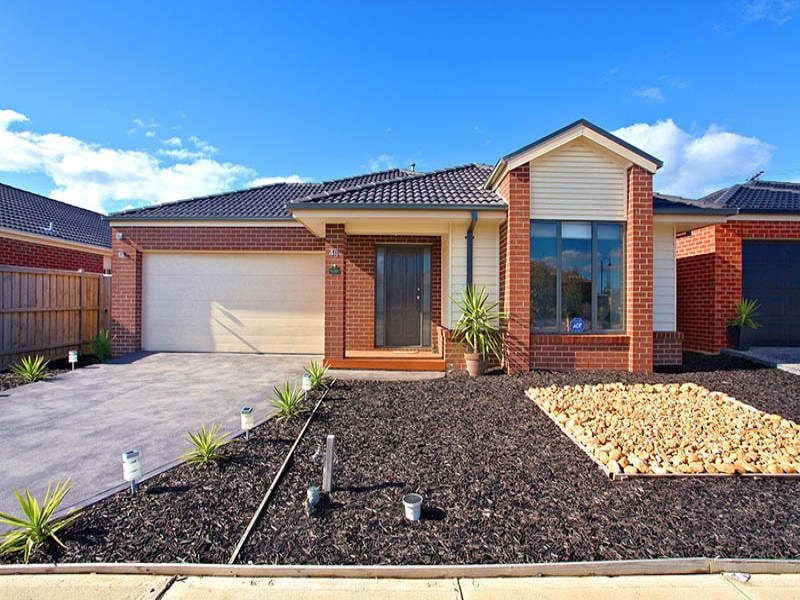 48 Tuross Crescent SOUTH MORANG, South Morang - Thumbnail 3