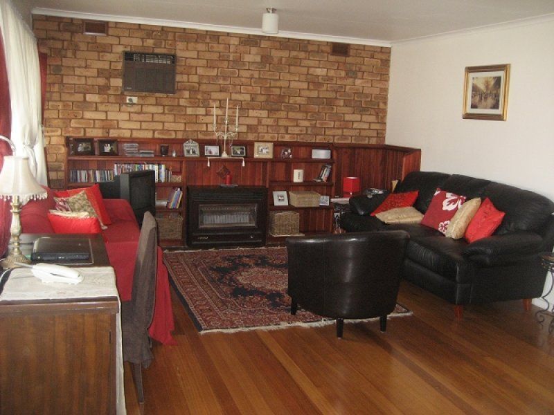 34 Brook Drive, Altona - Thumbnail 3