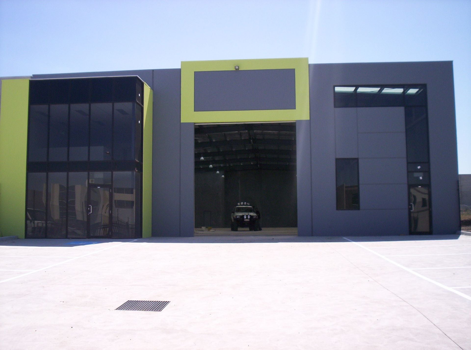 QUALITY INDUSTRIAL PROPERTY - QUALITY LOCATION