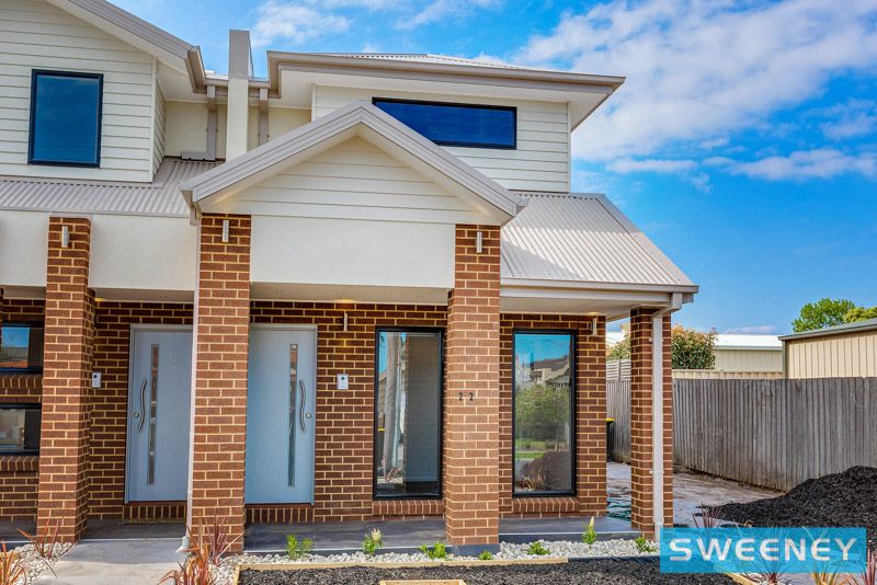 2/2 Prismall Street, Altona North - Thumbnail 2