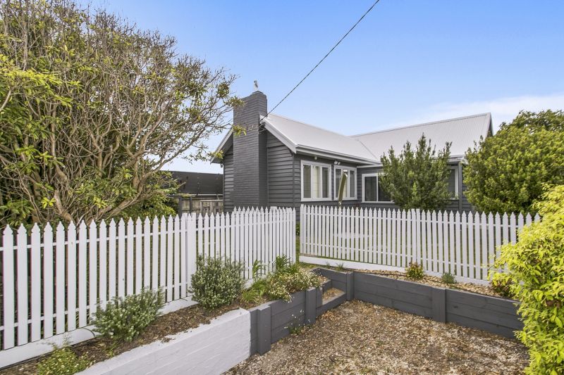 42 Hitchcock Avenue Barwon Heads VIC, Barwon Heads - Thumbnail 5