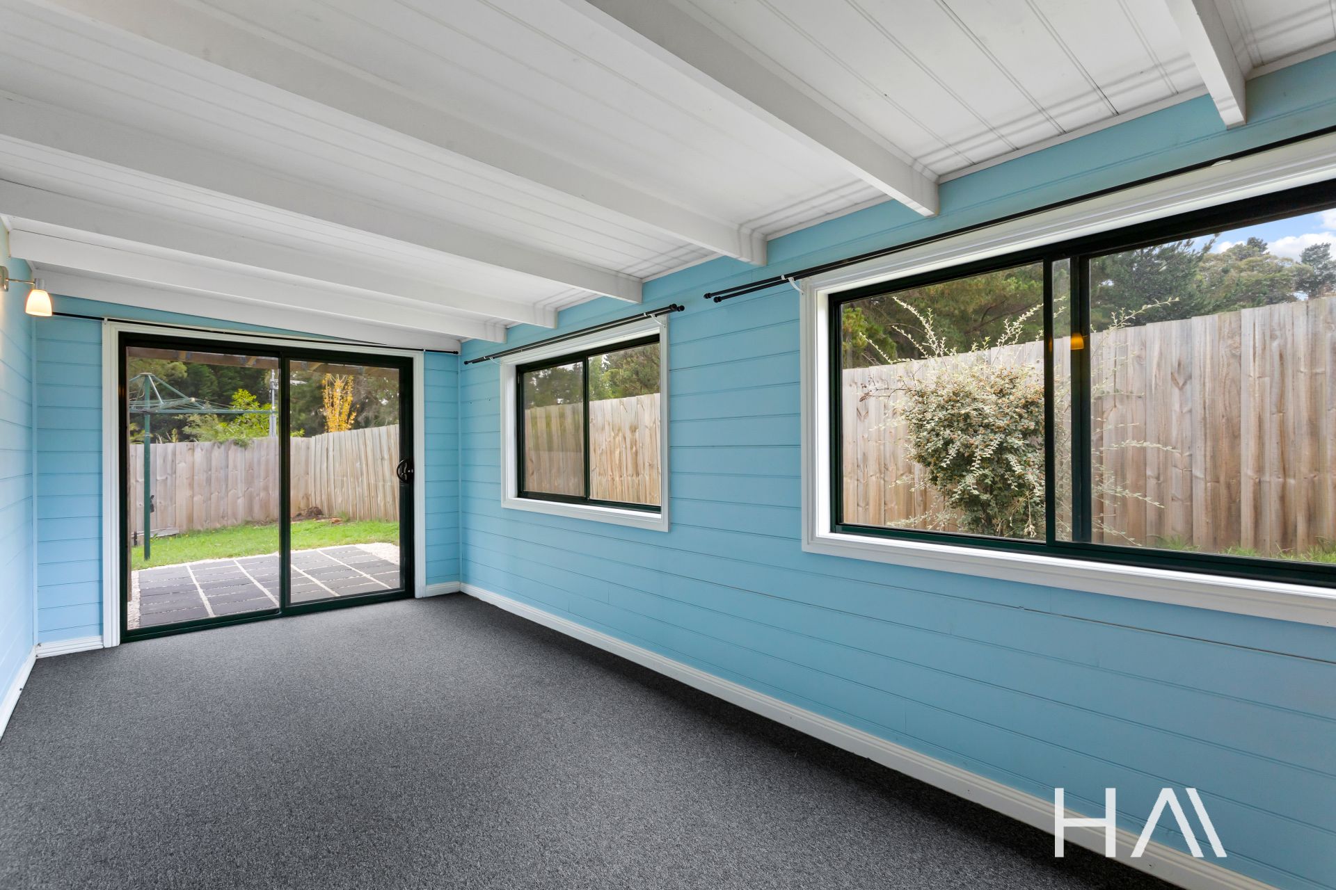 11 Post Office Road, Hillwood Harrison Agents