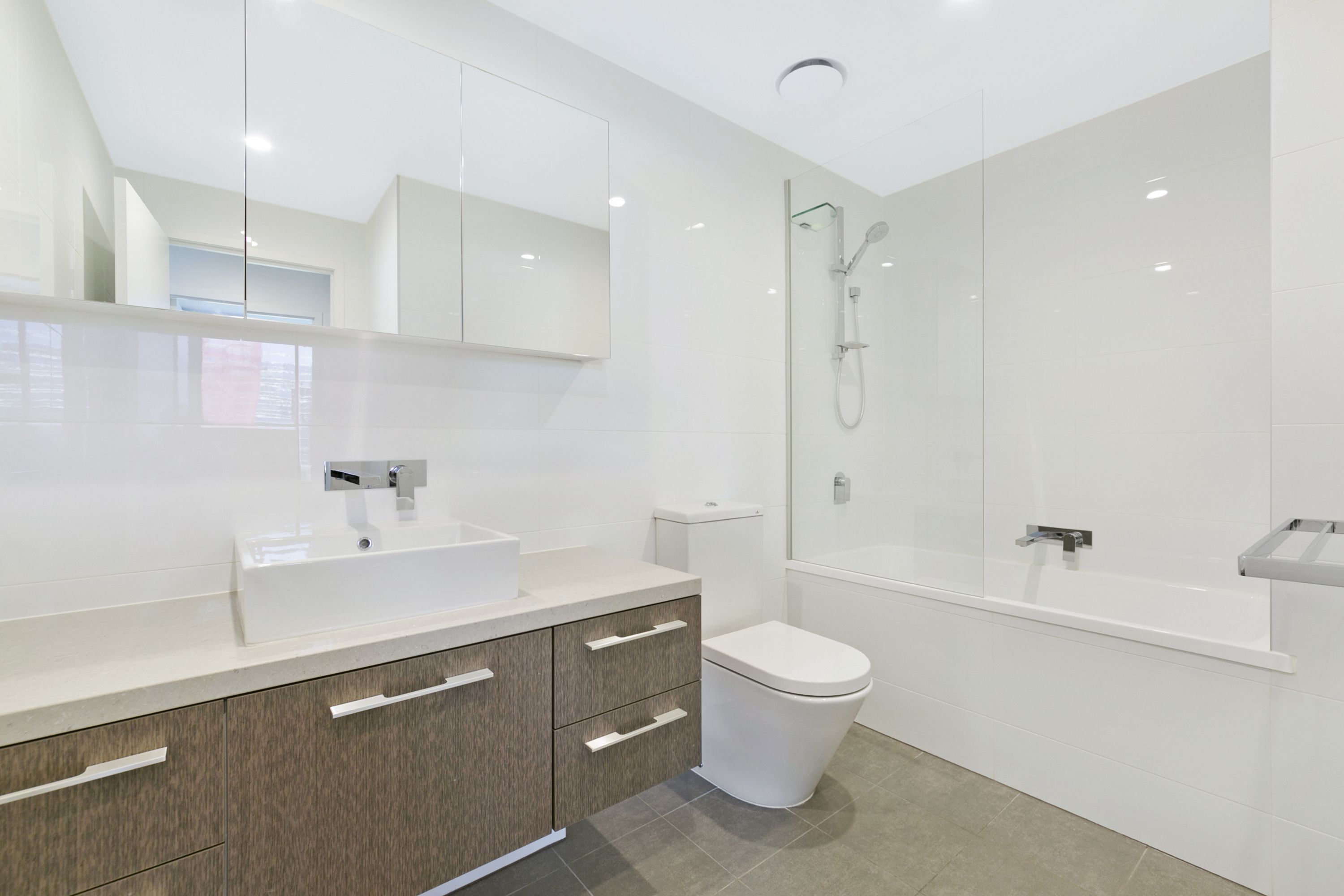real-estate-for-sale-2013-21-ross-street-benowa-qld