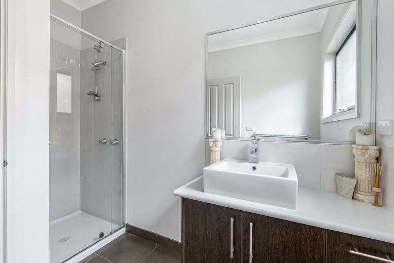 2/48 Clematis Ave, Altona North - Thumbnail 4