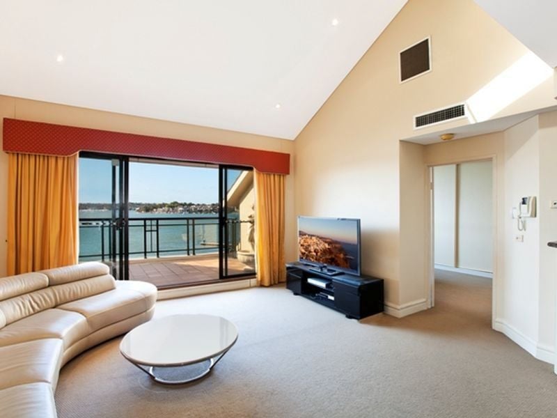 21E/164 Burwood Road, CONCORD