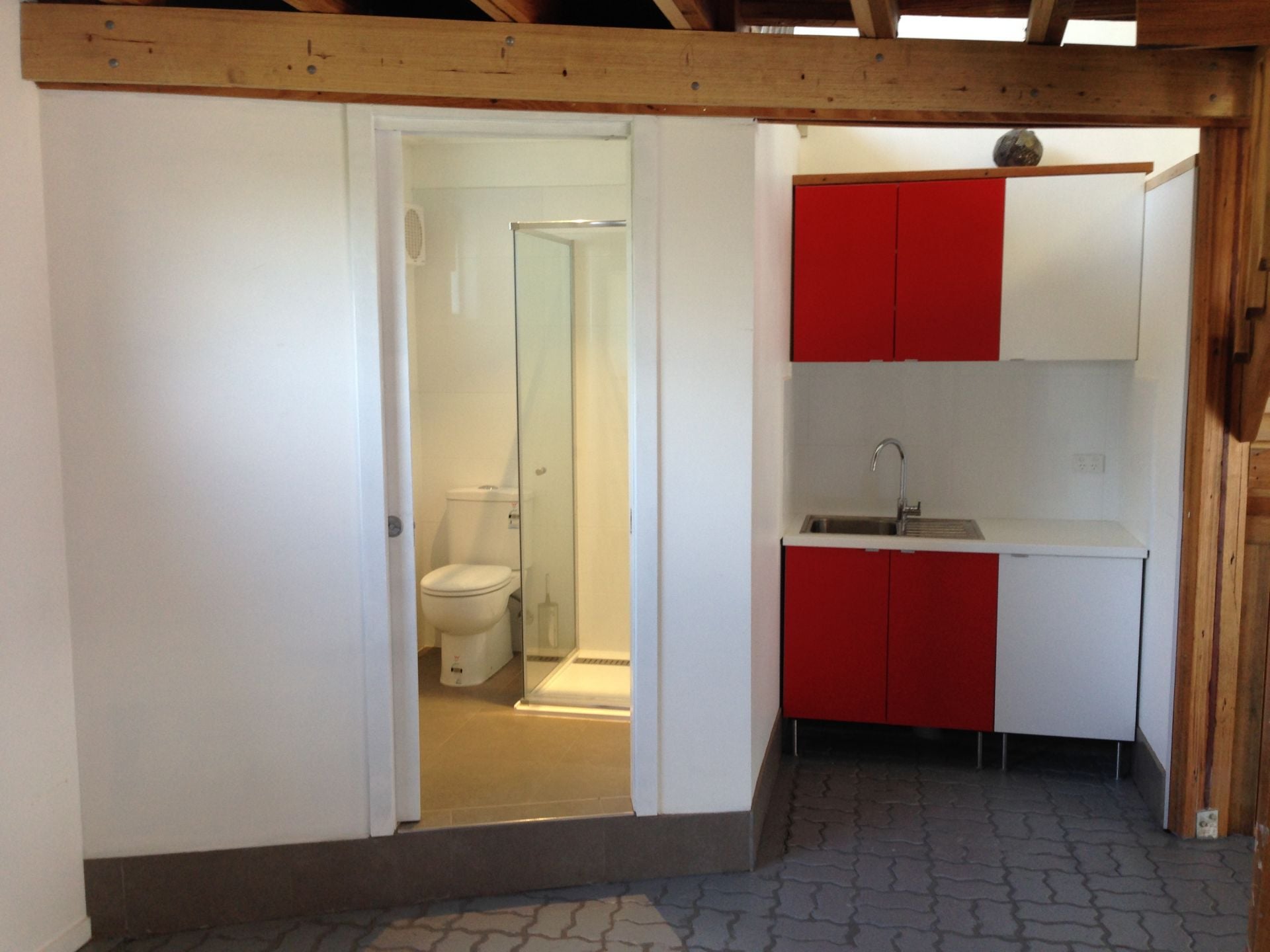 MERRI CREEK STUDIO-NO GST PAYABLE