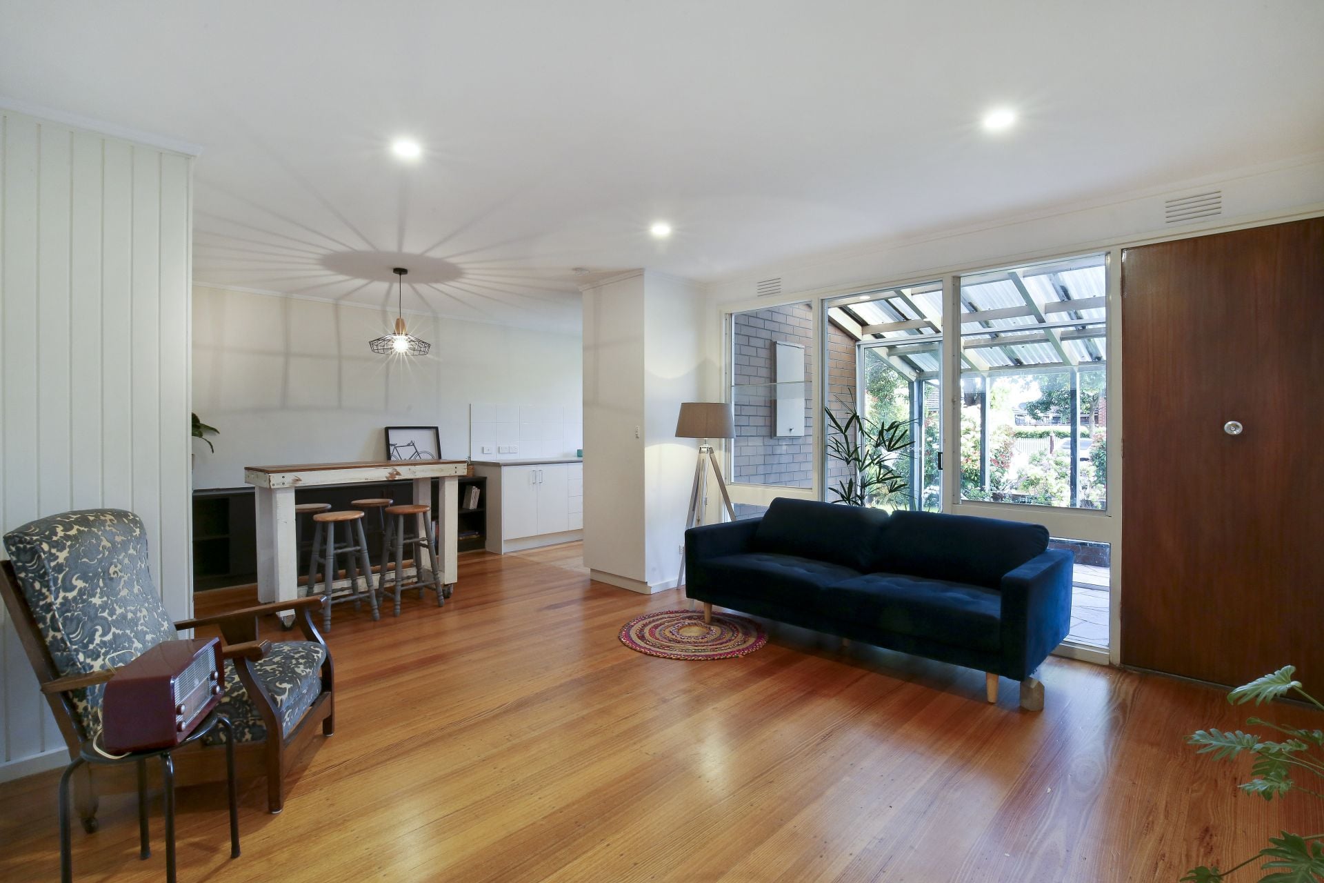 Seamless Living In The Heart Of Reservoir