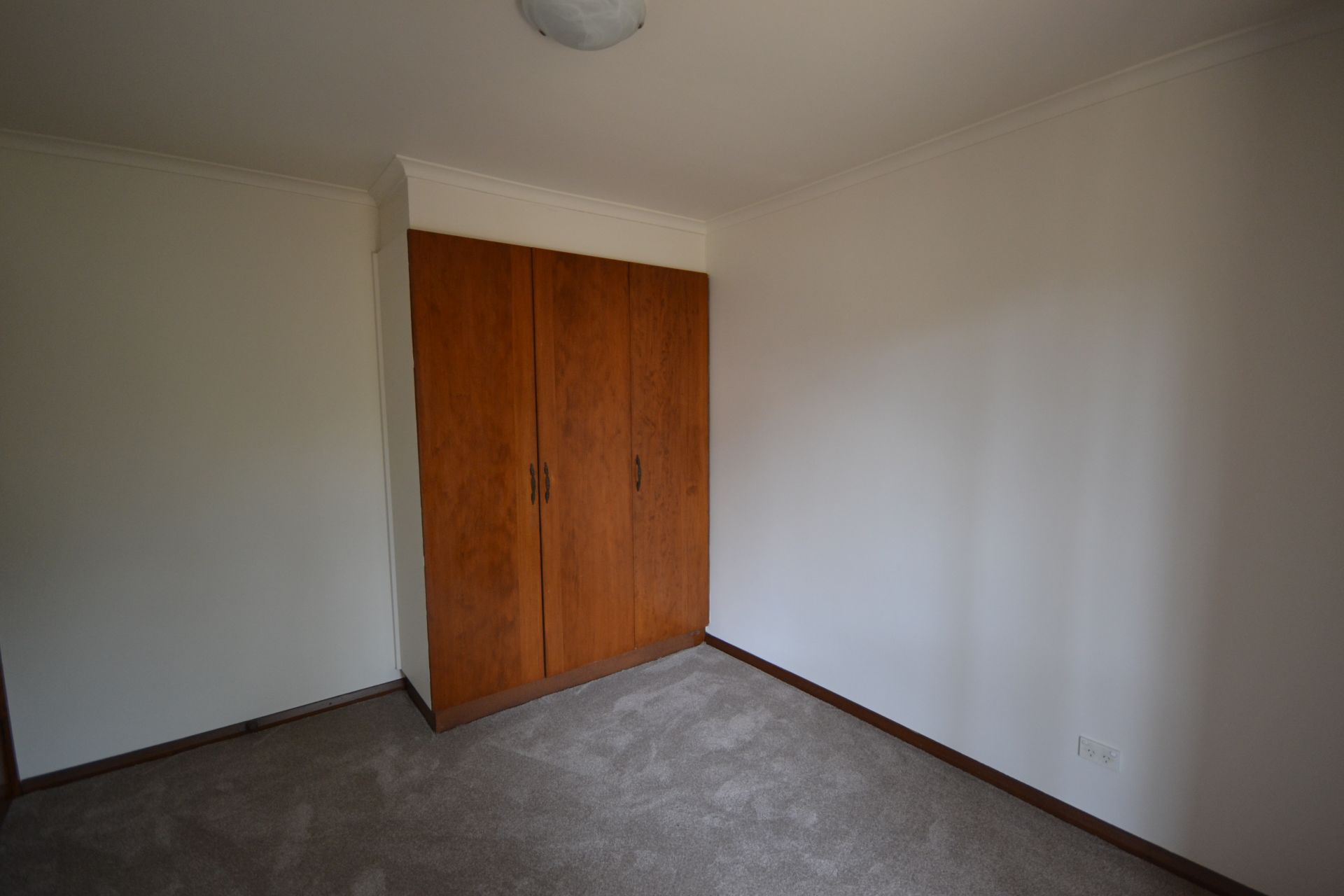 RENOVATED VILLA UNIT IN GREAT LOCATION