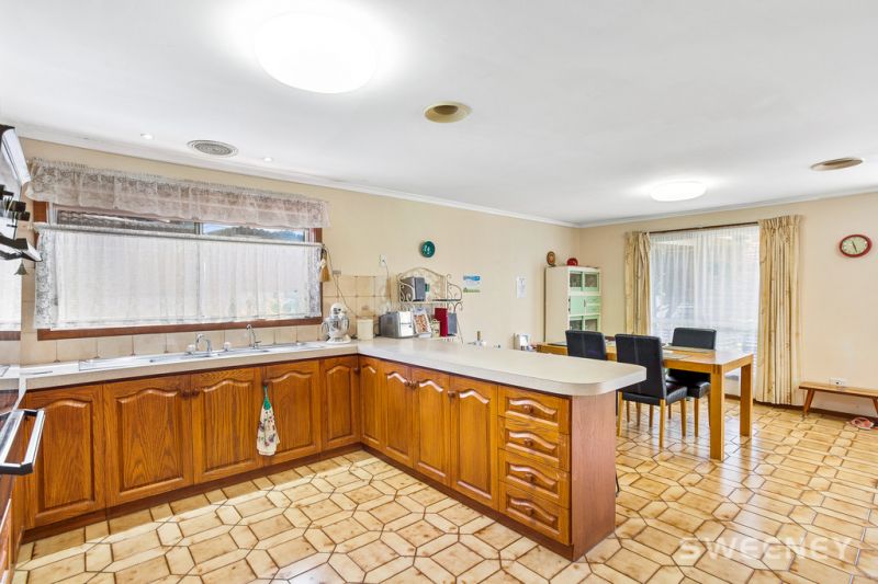 17 Batman Street, Altona Meadows - Thumbnail 4