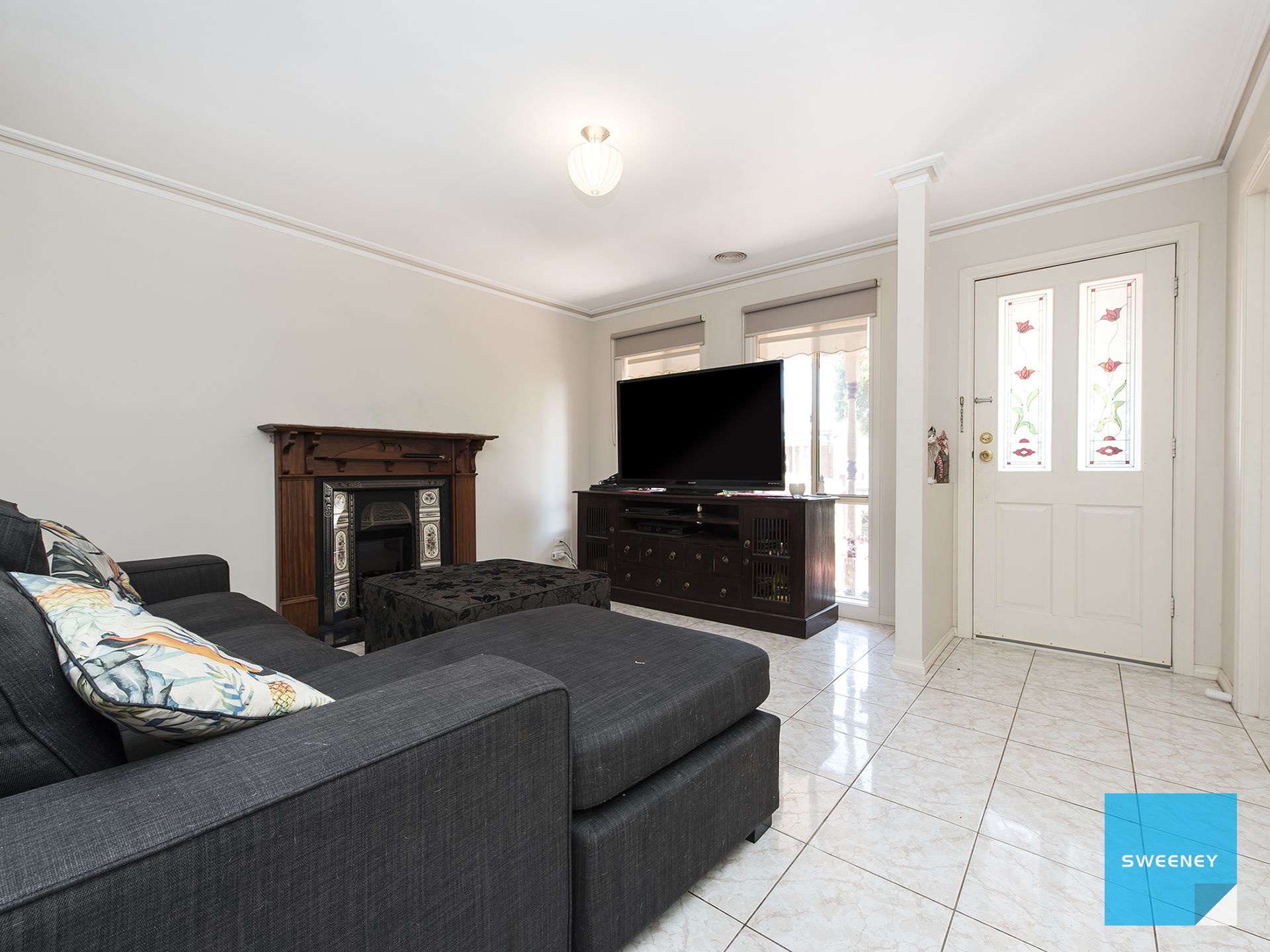 8A Pommer Street, BRASSALL QLD 4305, Brassall - Thumbnail 3