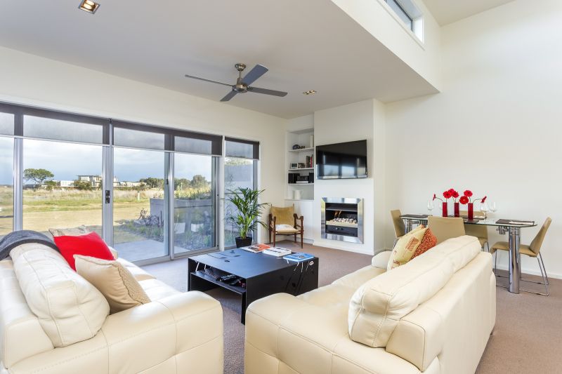 2/7 Plantation Drive BARWON HEADS VIC, Barwon Heads - Thumbnail 8
