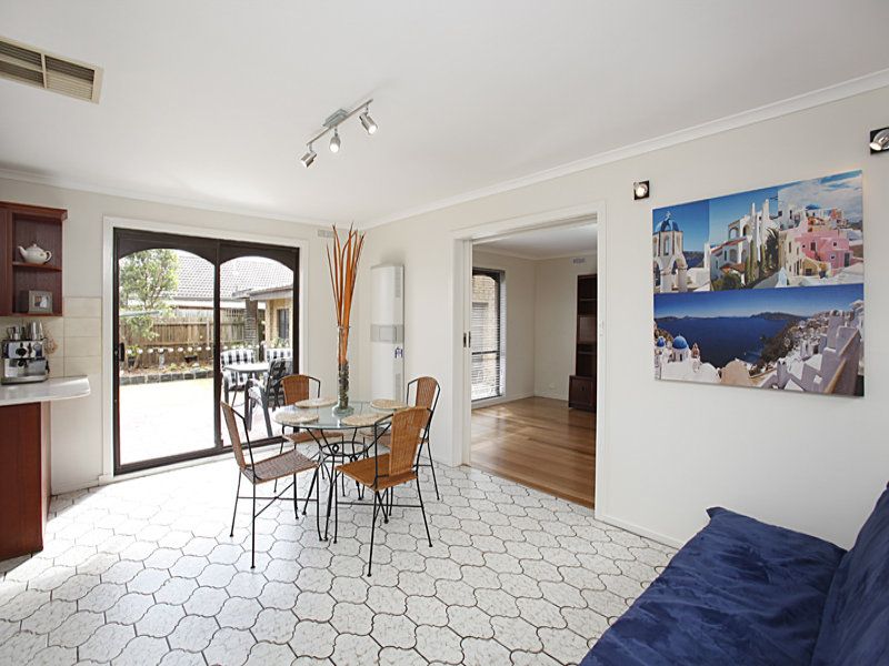 15 Simmons Drive, Seaholme - Thumbnail 4