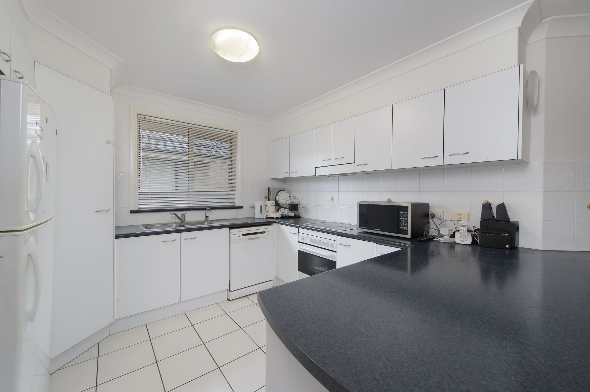 17 Deakin Close Port Macquarie NSW, Port Macquarie - Thumbnail 2