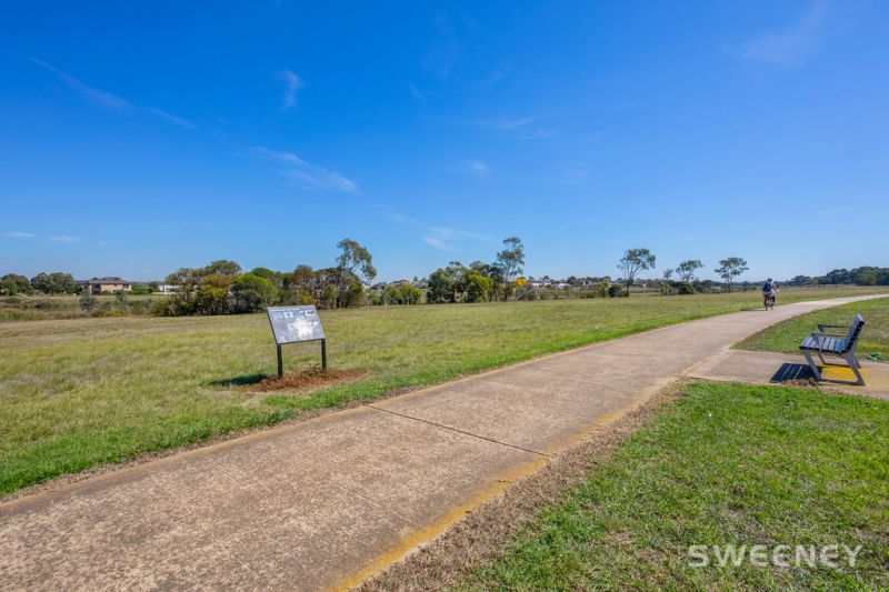 52 Featherby Way, Altona Meadows - Thumbnail 5